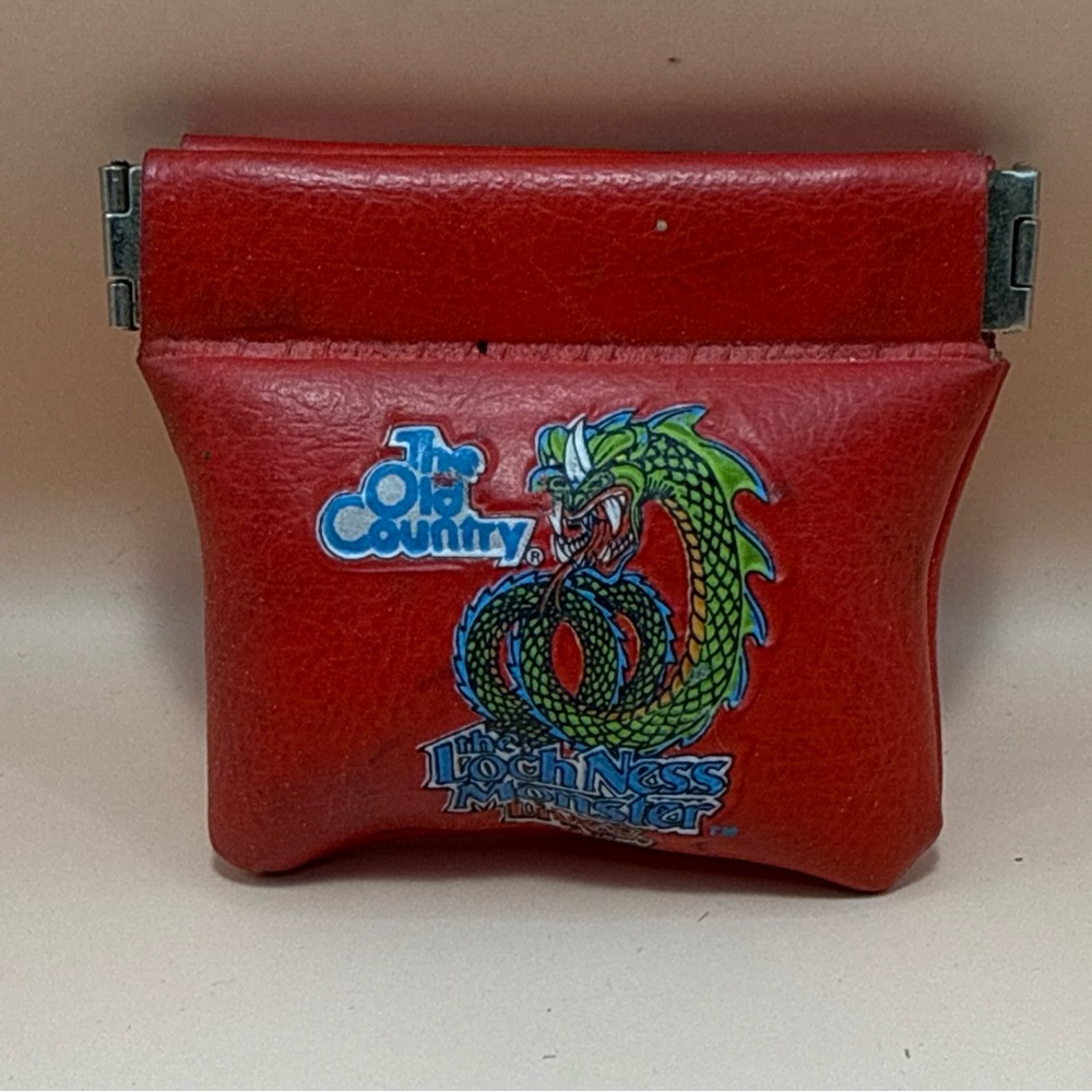 Vintage Squeeze Top Coin Purse Souvenir Loch Ness Monster Lives THE OLD COUNTRY